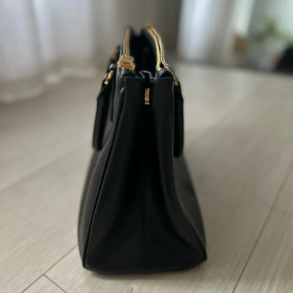 Prada Saffiano Lux Double Zip Tote - Picture 5 of 6